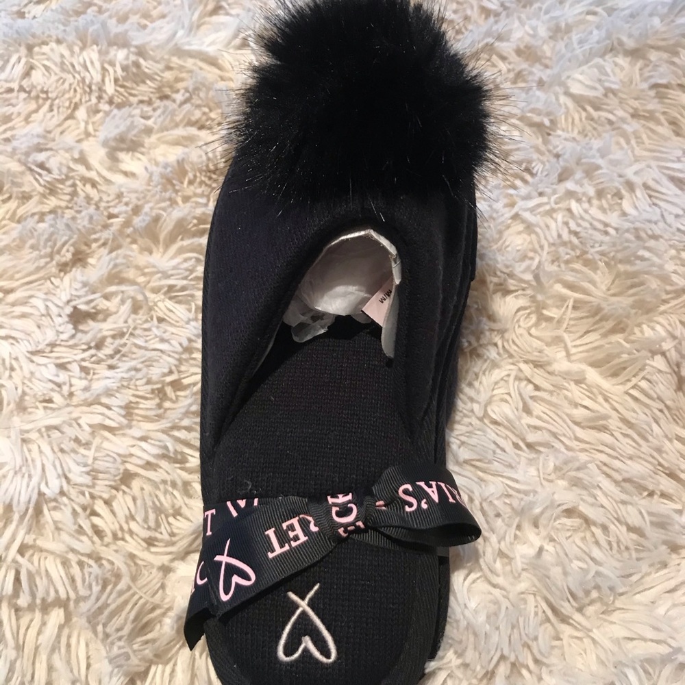 NWT Victoria’s Secret slippers